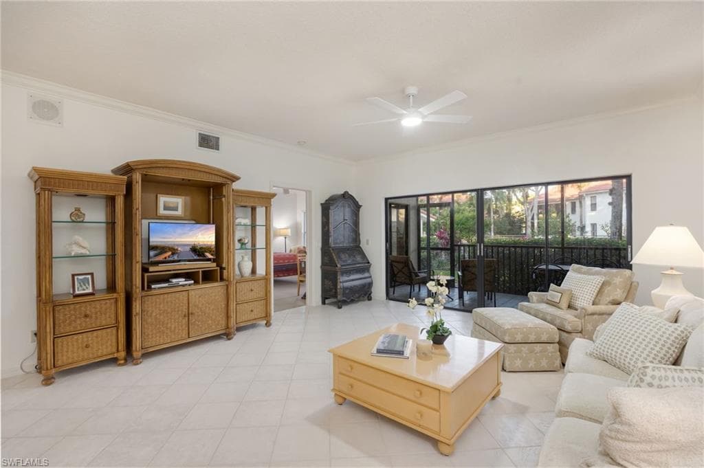 583 Serendipity Dr #583, Naples, photo 2