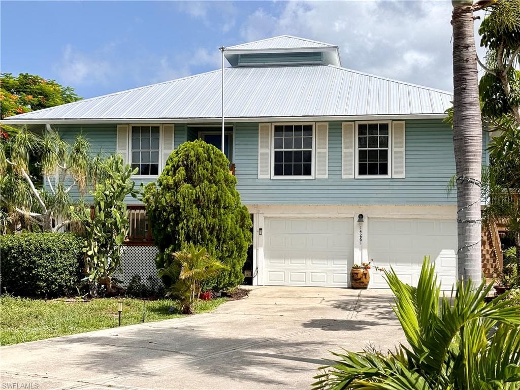 14281 Pacosin Ct, Bokeelia, photo 2
