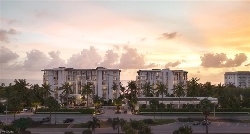 1611 Gulf Shore Blvd #406, Naples
