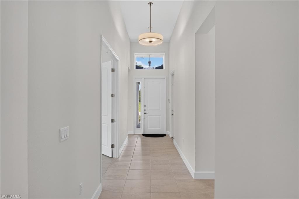 12448 Violet Ln, Naples, photo 3