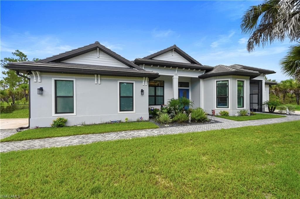 2681 26th Ave, Naples