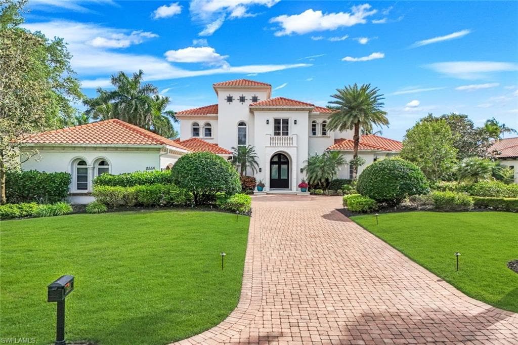 2558 Escada Ct, Naples, photo 2