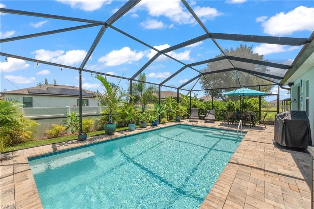 2805 4th Ter, Cape Coral, photo 2