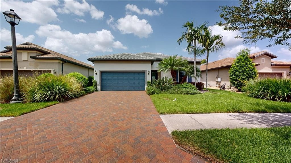 6325 Liberty St, Ave Maria