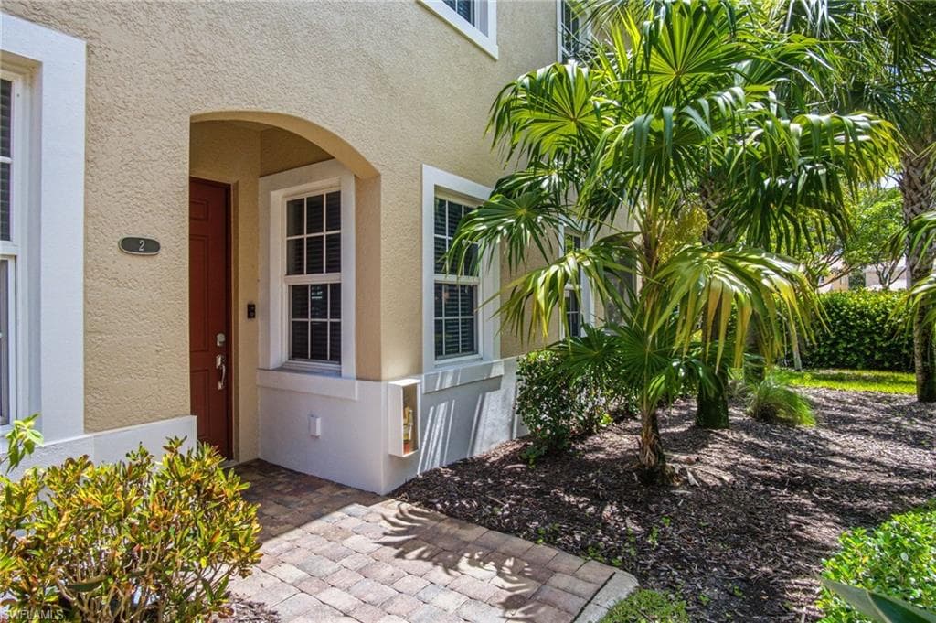 28090 Sosta Ln #2, Bonita Springs, photo 2