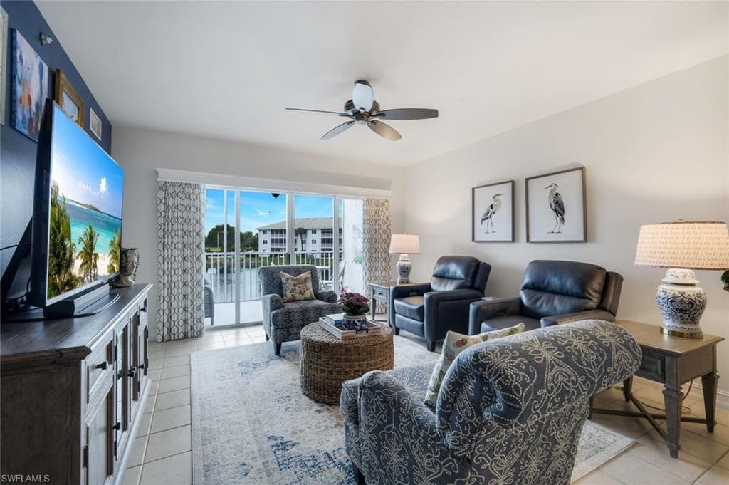 7822 Great Heron Way #201, Naples, photo 3