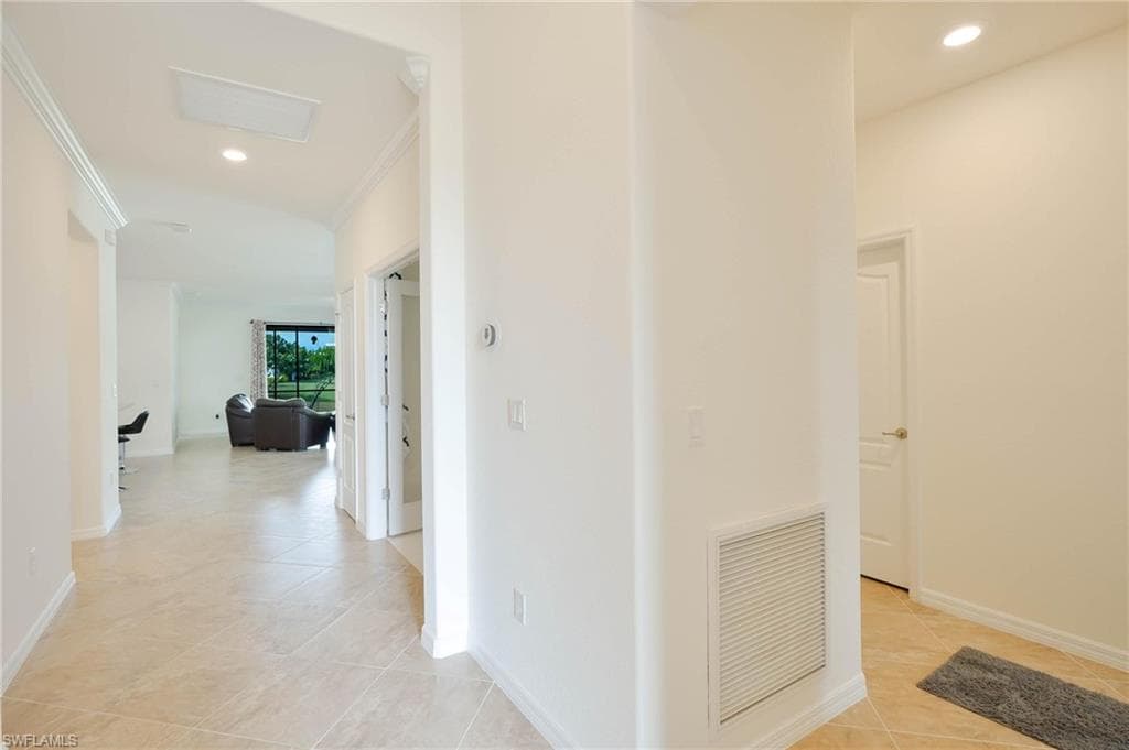 9215 Shadow Oak Ln, Naples, photo 3