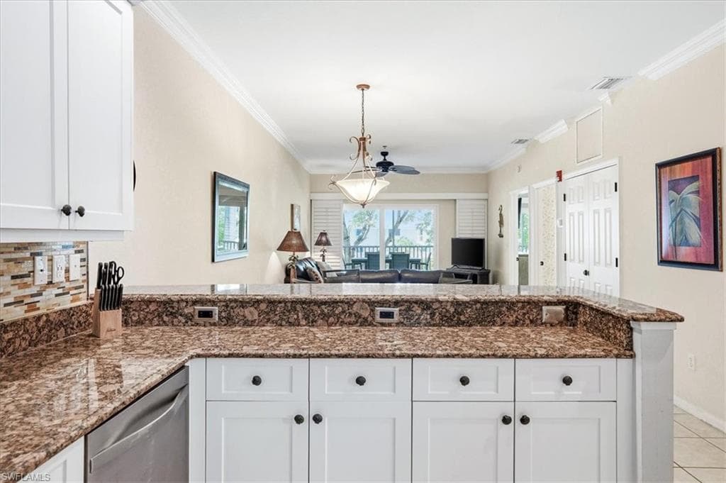 140 Palm St #207, Marco Island, photo 3