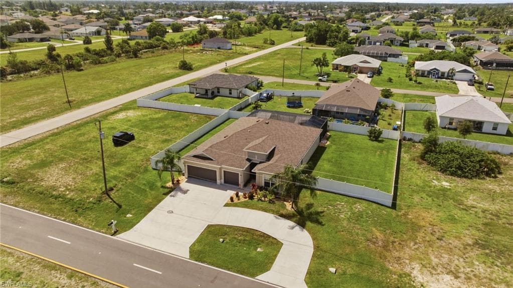1262 Gator Cir, Cape Coral, photo 2
