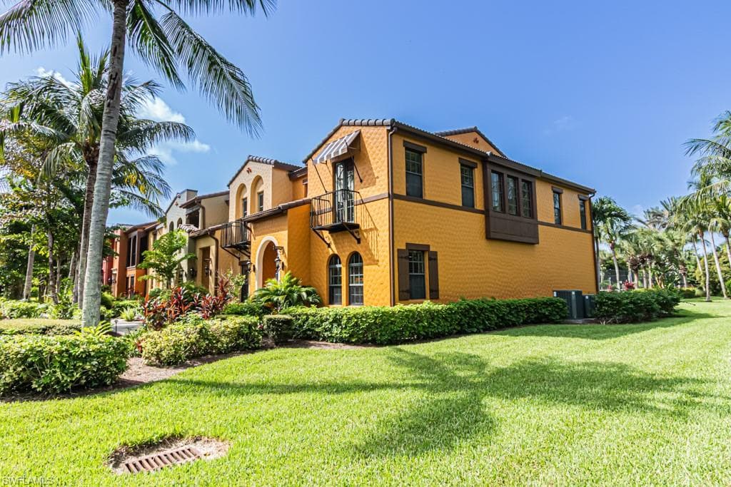 9163 Delano St #10006, Naples, photo 2