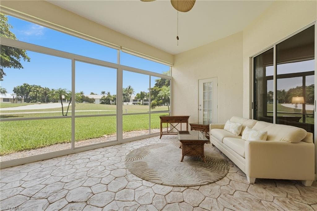 14846 Crescent Cove Dr, Fort Myers, photo 2