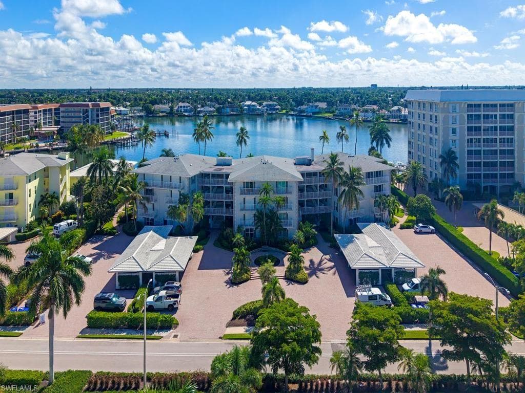 2800 Gulf Shore Blvd #406, Naples, photo 3