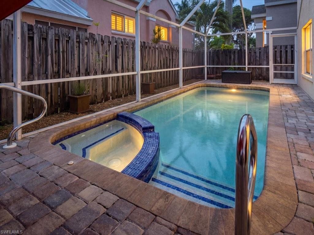 3570 Kent Dr, Naples, photo 3