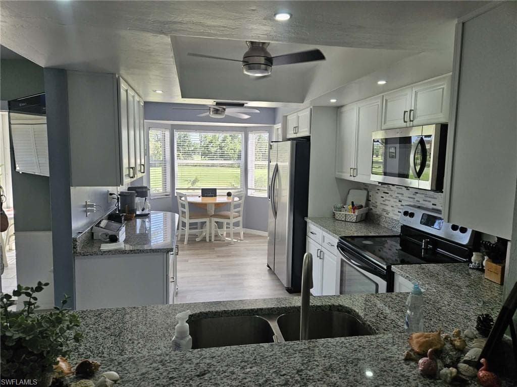 7360 Glenmoor Ln #4207, Naples