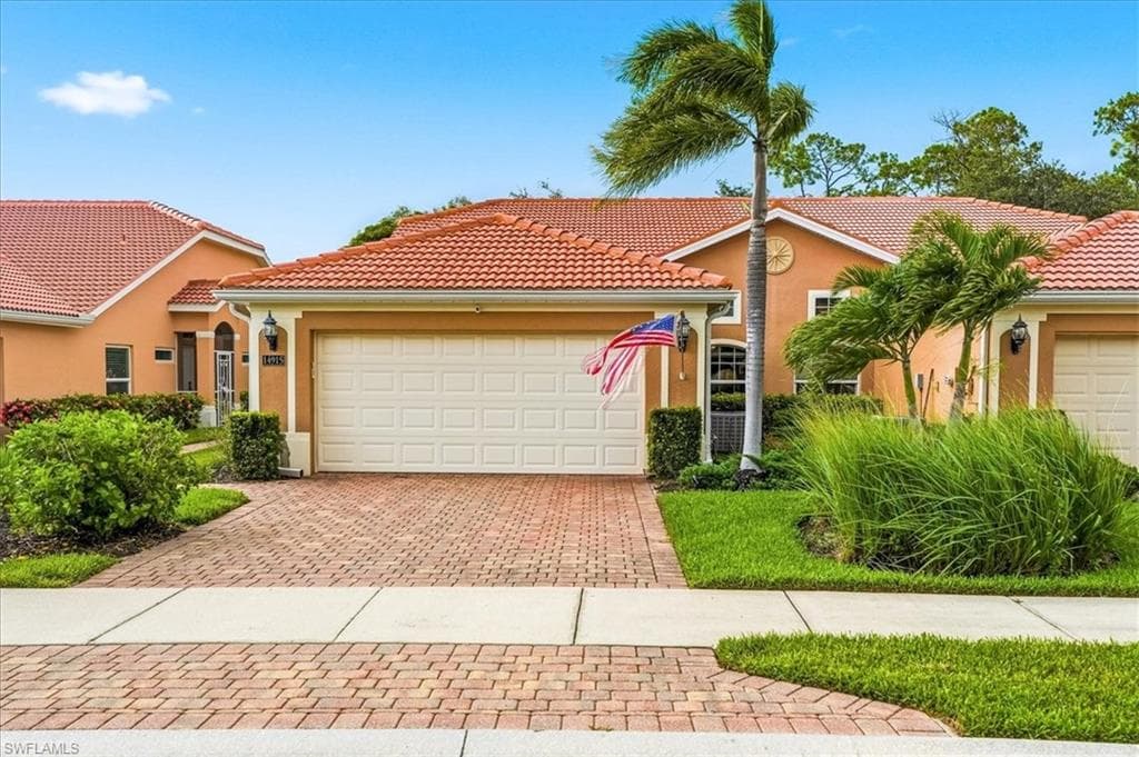 14915 Volterra Ct, Naples, photo 2