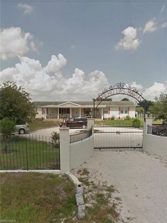 630 Coral St, Clewiston