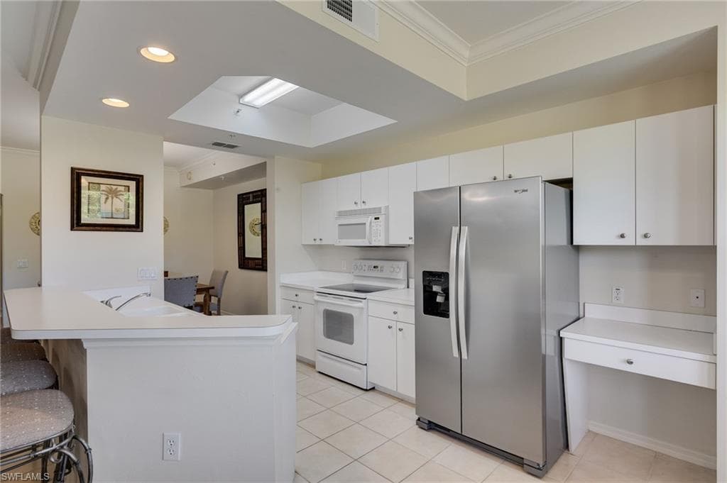 2865 Cypress Trace Cir #103, Naples, photo 3