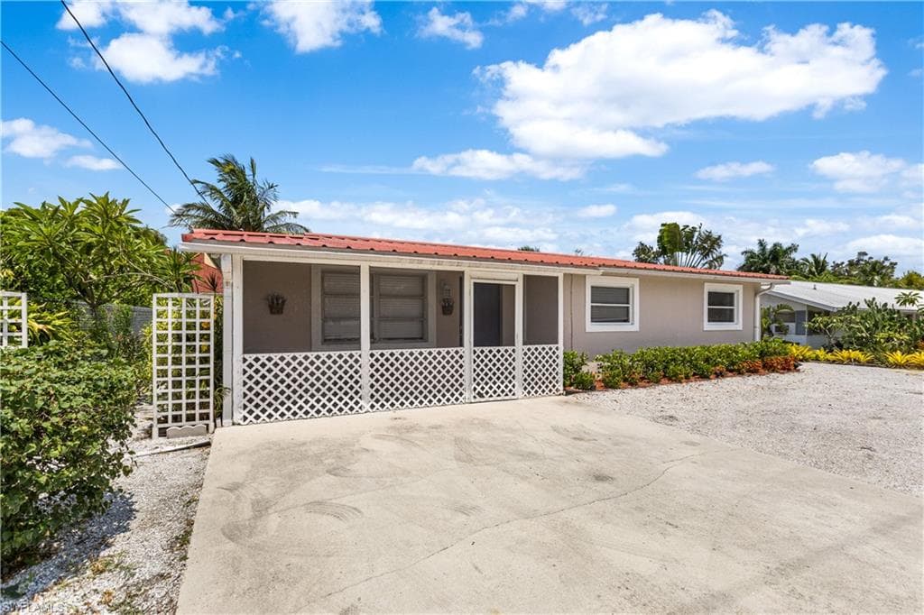 2191 Thomasson Dr, Naples, photo 2