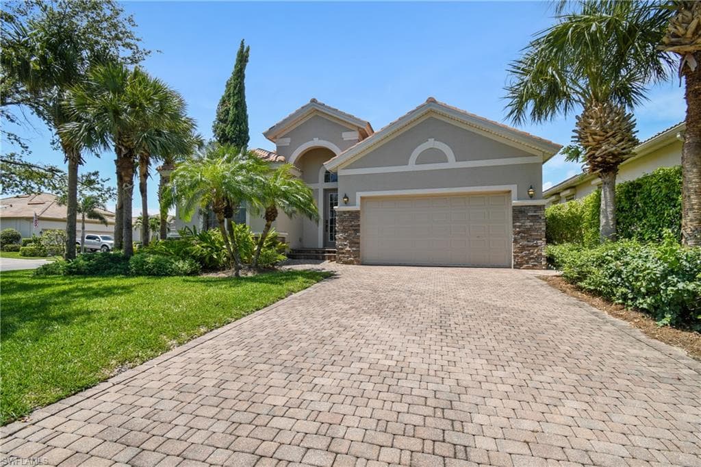 5742 Calmar Breeze Ln, Fort Myers, photo 2