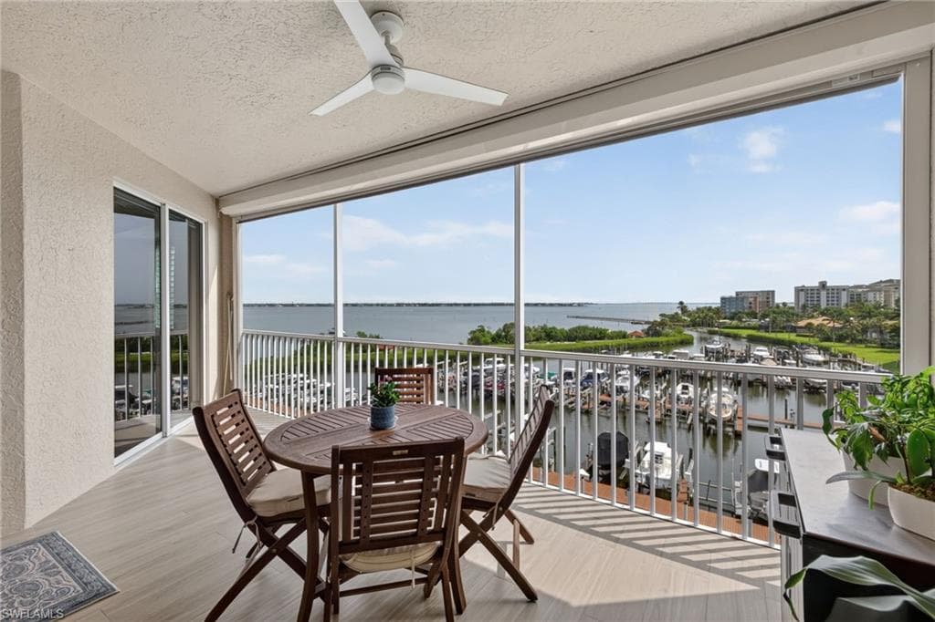 15210 Portside Dr #402, Fort Myers