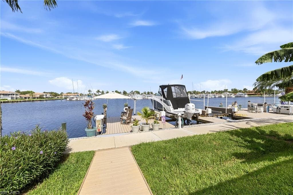 326 Stella Maris Dr, Naples, photo 2
