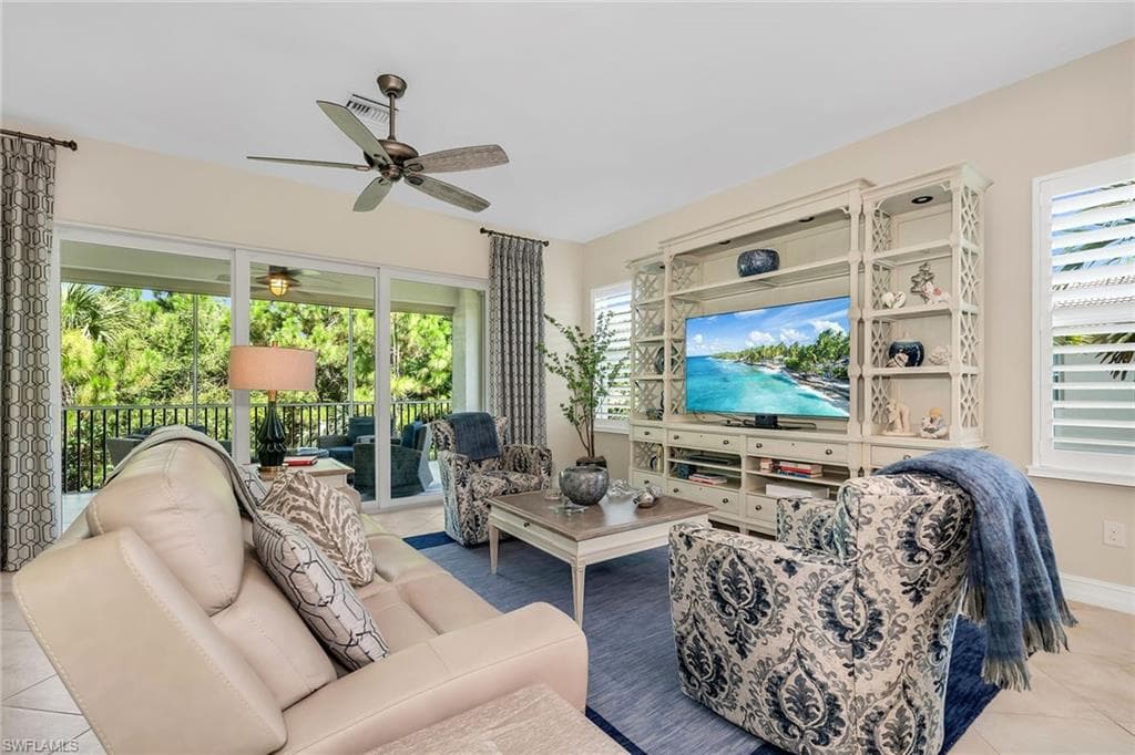 7825 Hawthorne Dr #2104, Naples, photo 3
