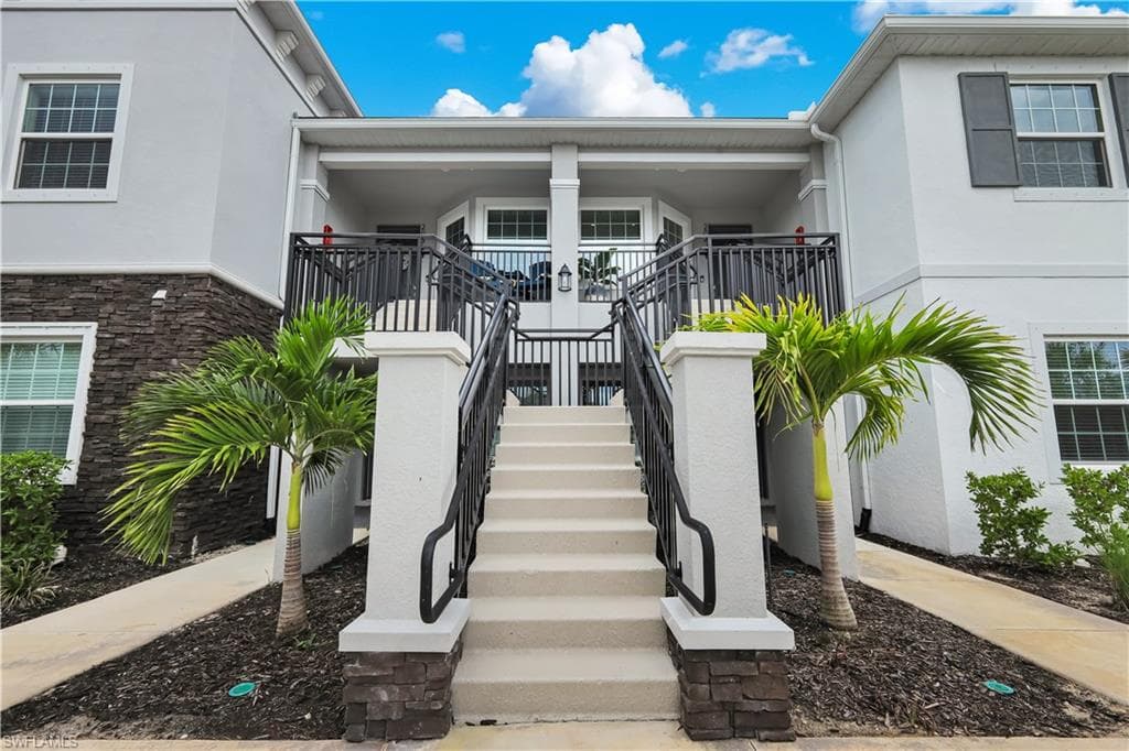 11811 Venetian Lagoon Dr #204, Fort Myers