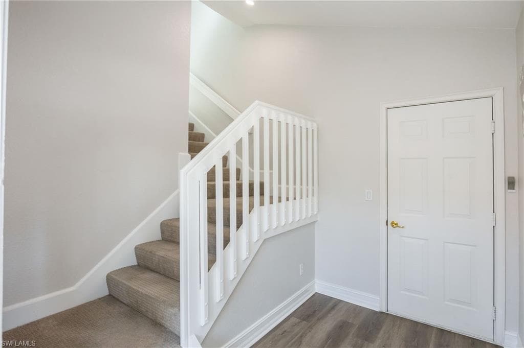 300 Diamond Cir #308, Naples, photo 3