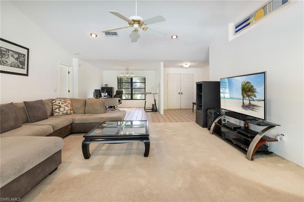 19112 Pine Run Ln, Fort Myers, photo 2