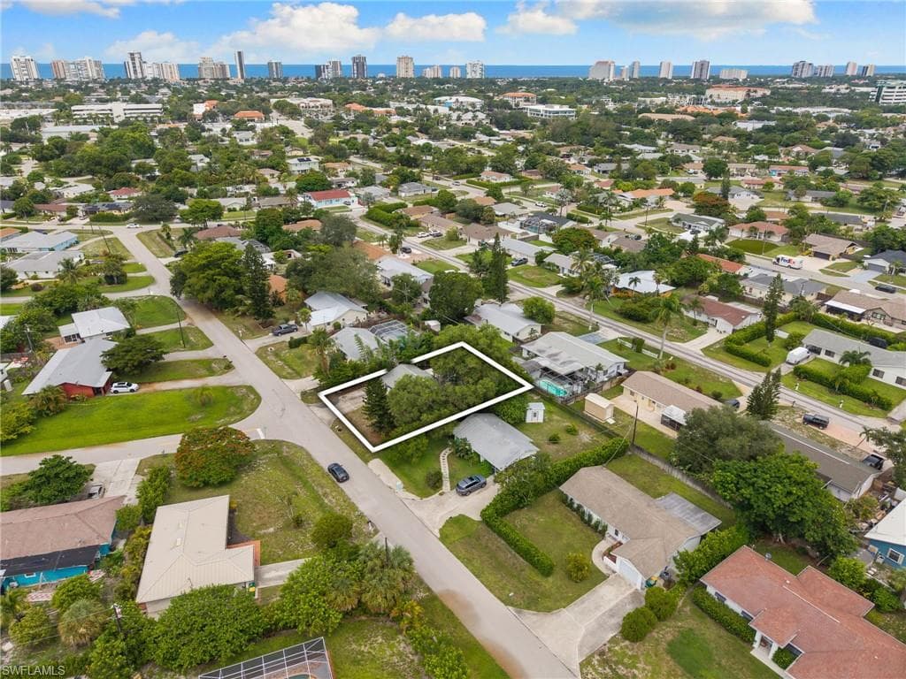1297 Ingraham St, Naples, photo 3