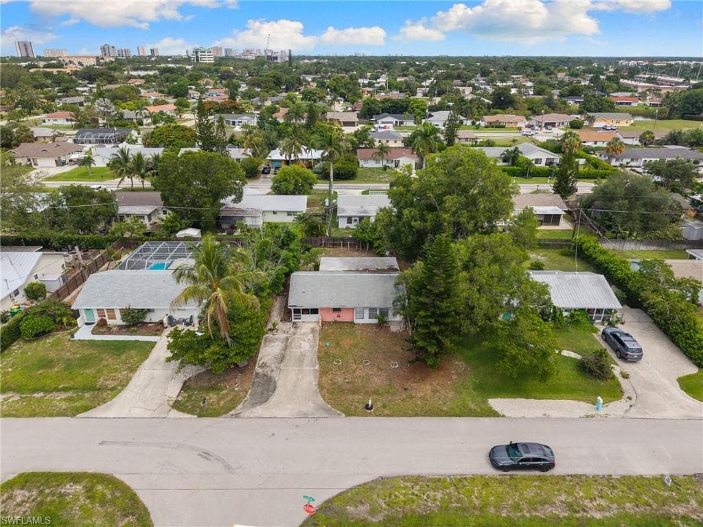 1297 Ingraham St, Naples