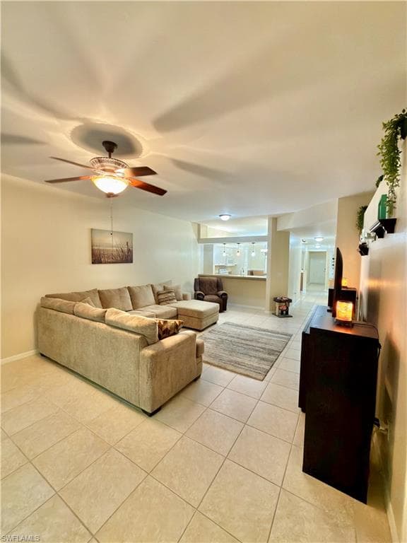 517 Robin Hood Cir #101, Naples, photo 2