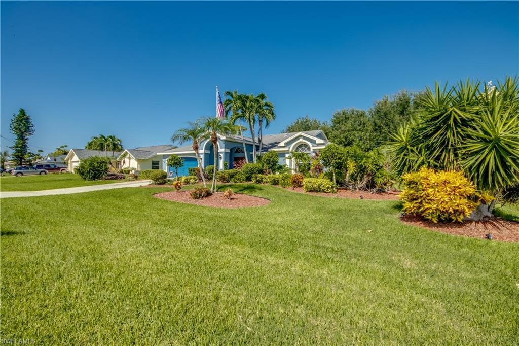4600 5th Pl, Cape Coral, photo 2