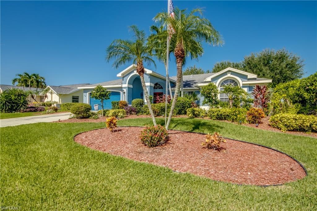 4600 5th Pl, Cape Coral, photo 3