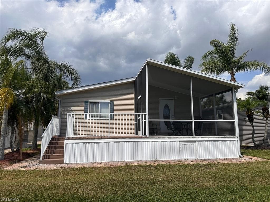 1307 Silver Lakes Blvd, Naples, photo 3