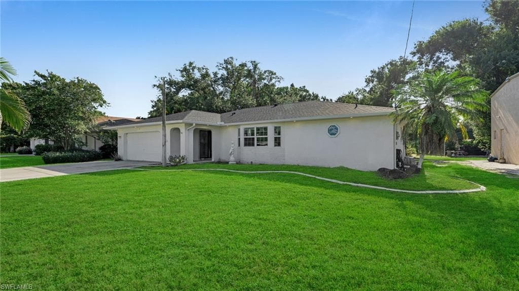 1672 Many Rd, North Fort Myers, photo 3