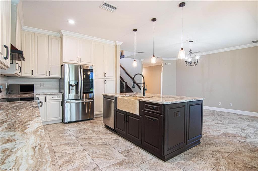 2534 Verdmont Ct, Cape Coral, photo 3