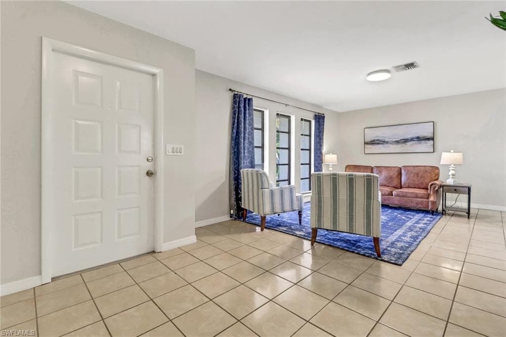 4800 12th Pl, Cape Coral, photo 3