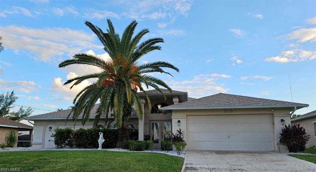318 28th St, Cape Coral