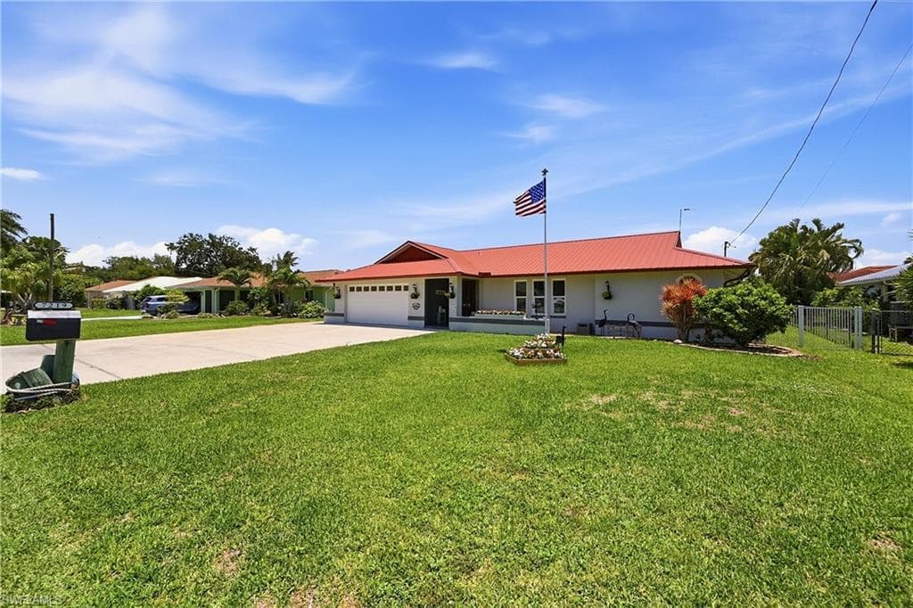 7219 Reymoor Dr, North Fort Myers