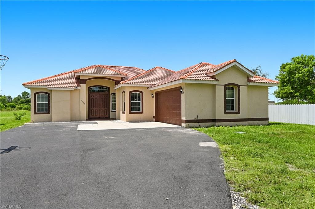 2930 35th Ave, Naples, photo 2