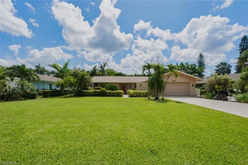 4443 Lakewood Blvd, Naples, photo 2