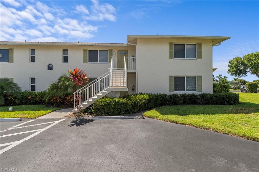 720 Teryl Rd #2, Naples, photo 2