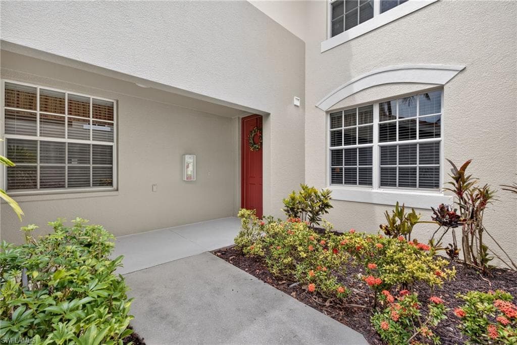 1672 Tarpon Bay Dr #102, Naples, photo 2