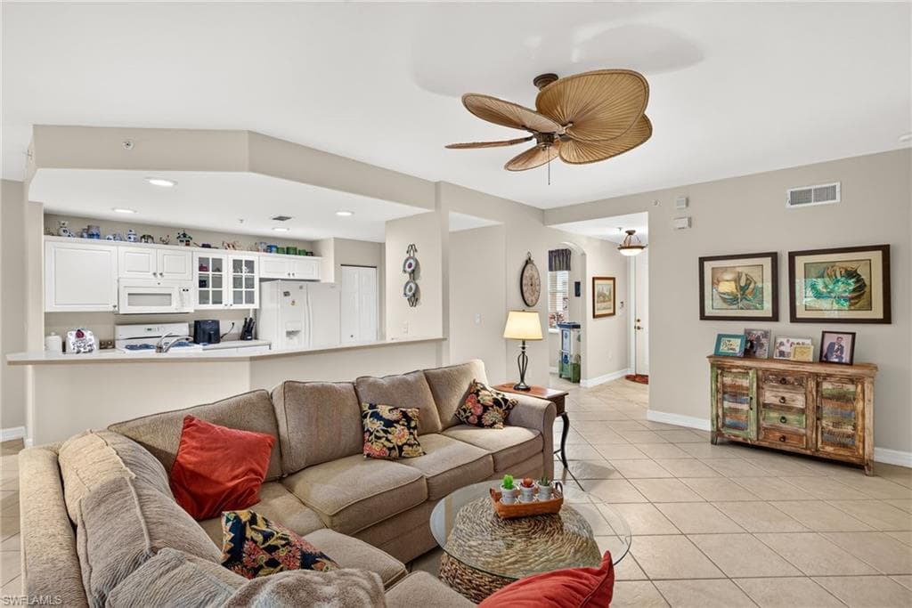 1672 Tarpon Bay Dr #102, Naples, photo 3