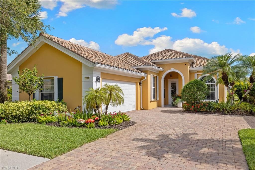 7727 Tommasi Ct, Naples