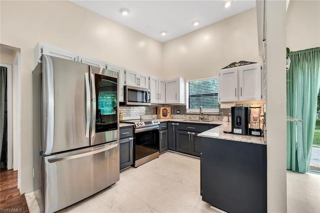 3670 6th Ave, Naples, photo 3