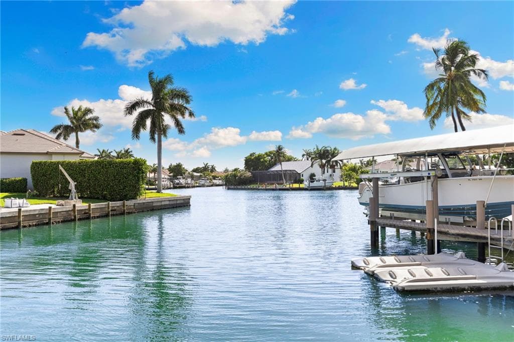 1281 Aruba Ct, Marco Island, photo 2