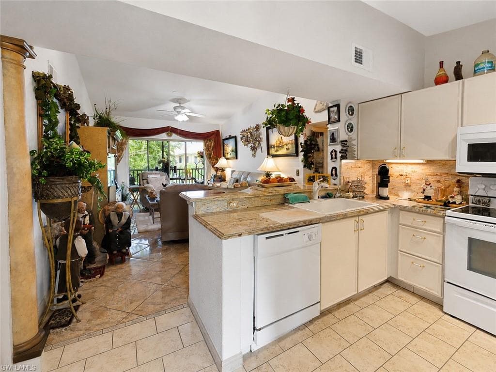 8294 Key Royal Cir #1631, Naples, photo 3