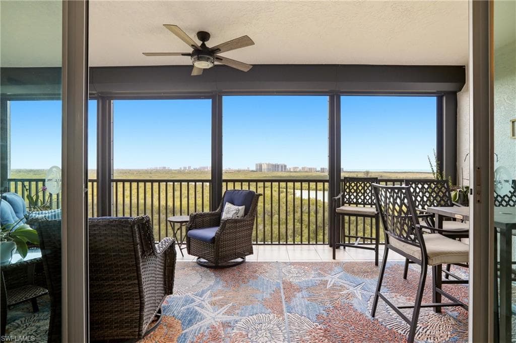425 Cove Tower Dr #1002, Naples, photo 2